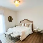 Villa - Mia *